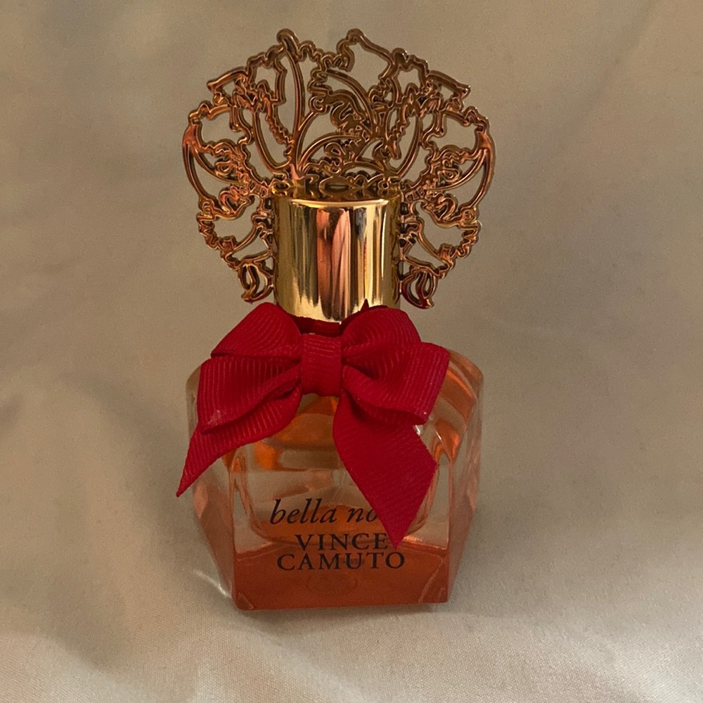 bella notte VINCE CAMUTO